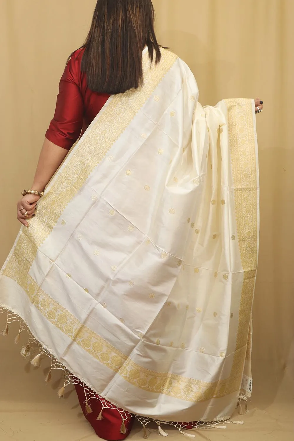 Elegant White Handloom Banarasi Pure Katan Silk Dupatta