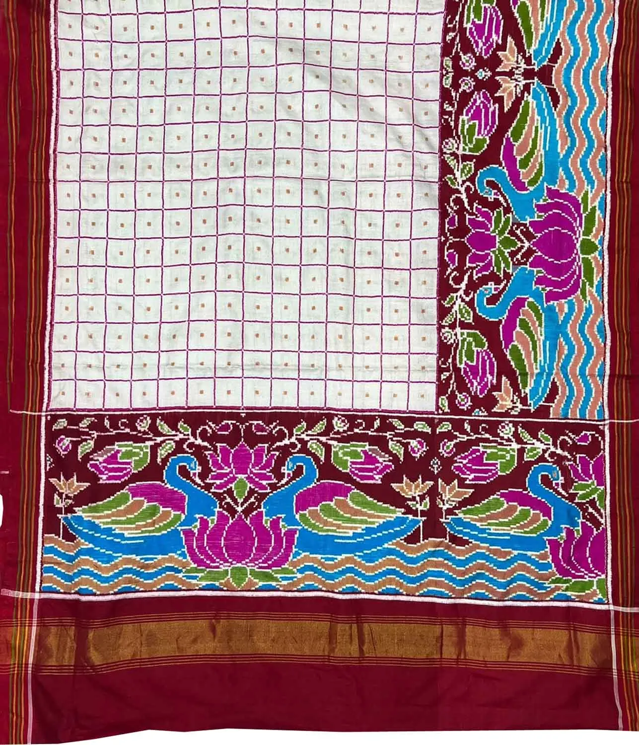 Exquisite Off White Patan Patola Silk Saree
