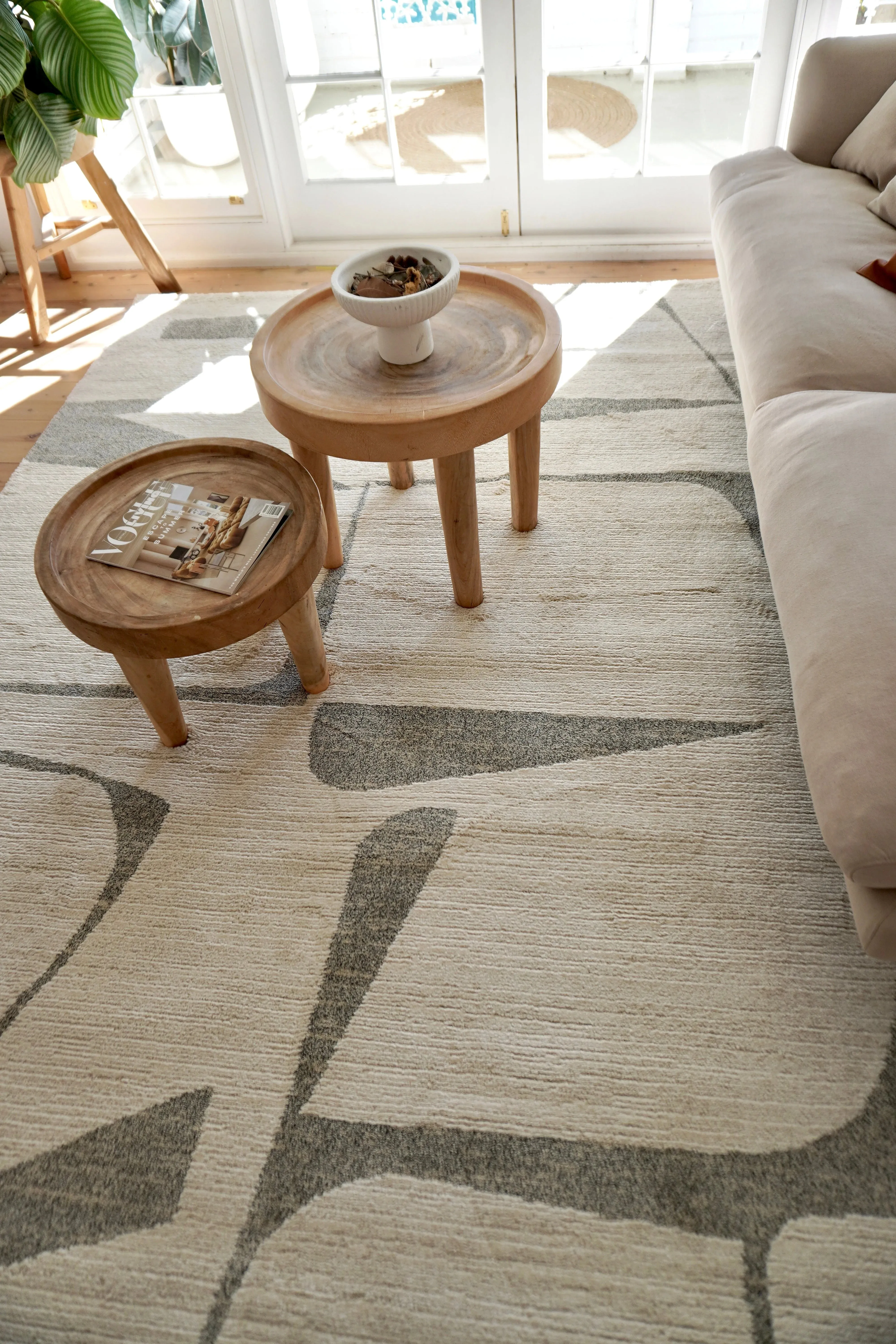 LEXI Abstract Grey Rug