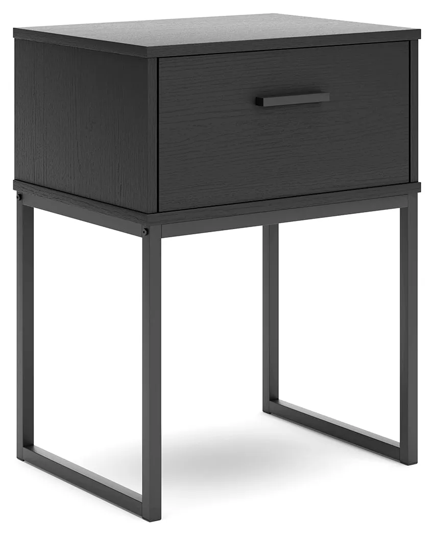 Socalle Queen Panel Headboard with Dresser and 2 Nightstands in Black