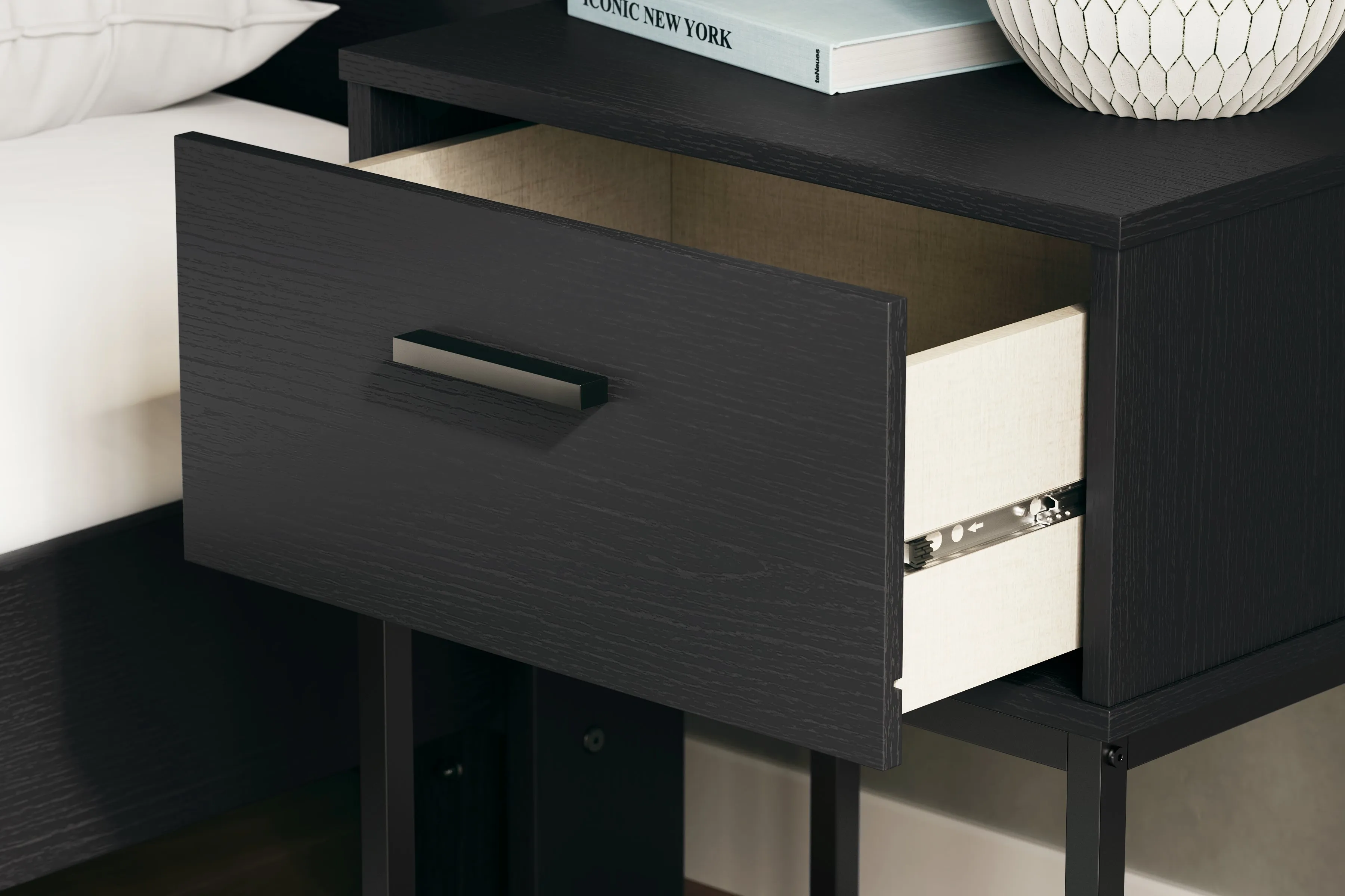 Socalle Queen Panel Headboard with Dresser and 2 Nightstands in Black