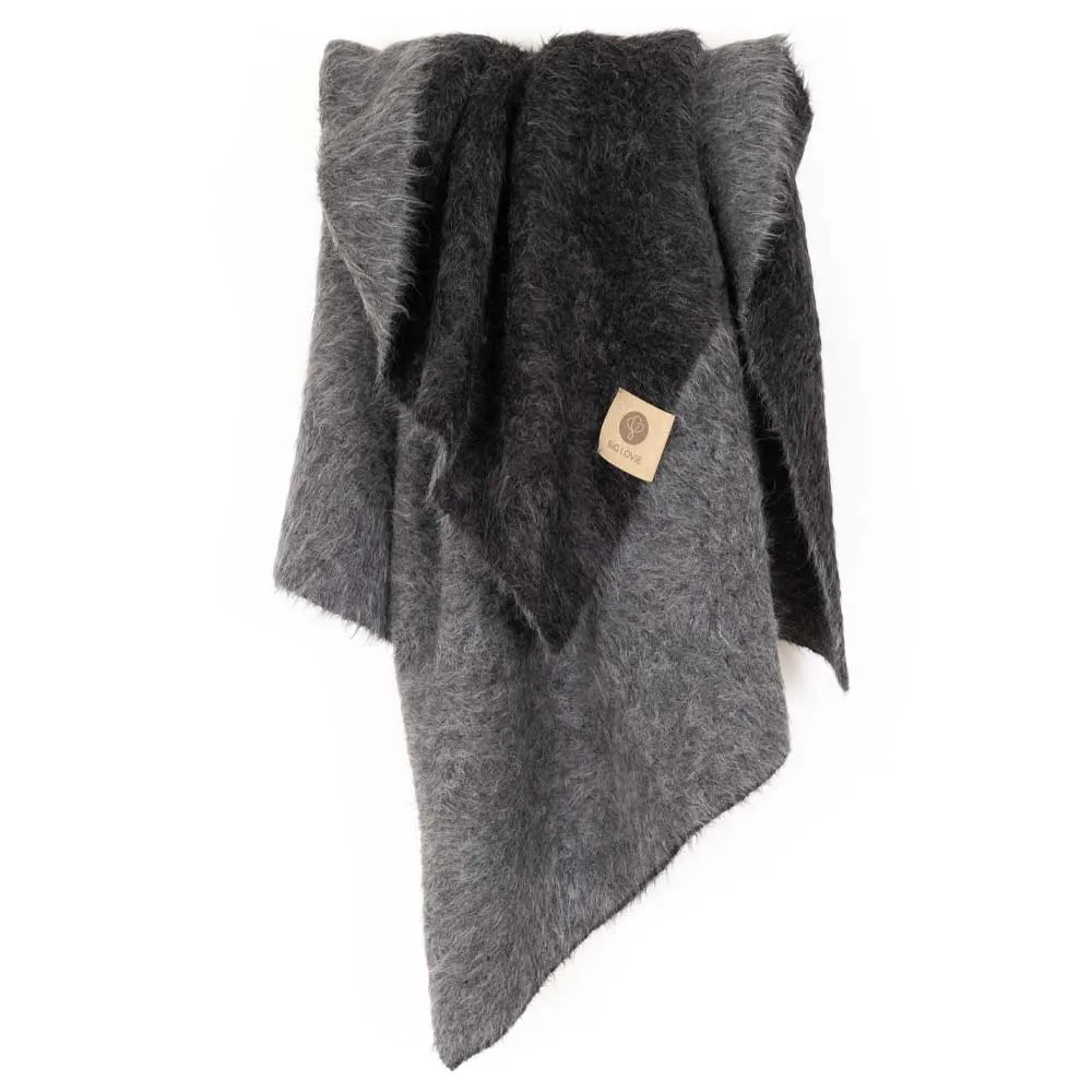 Suri | Black   Dark Gray