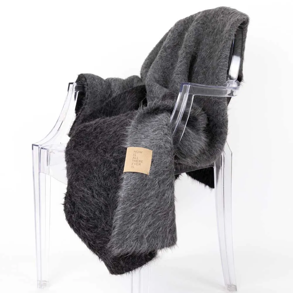 Suri | Black   Dark Gray